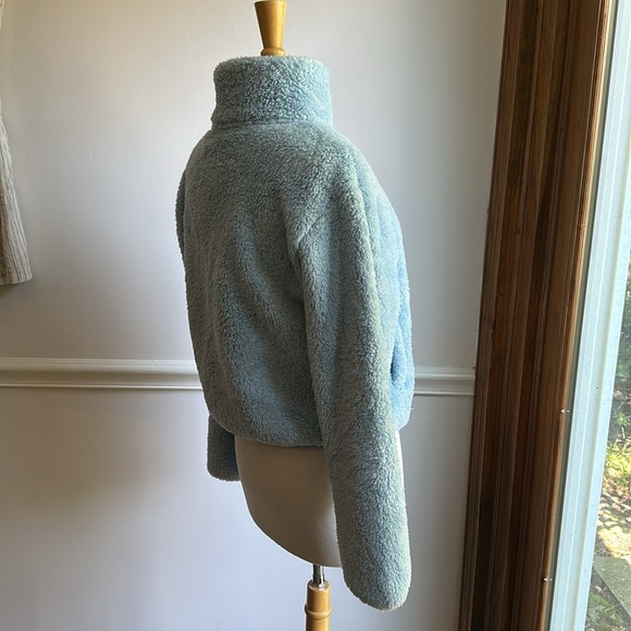 Old Navy Full Zip Sherpa Jacket Baby light Blue Small EUC - Picture 3 of 6